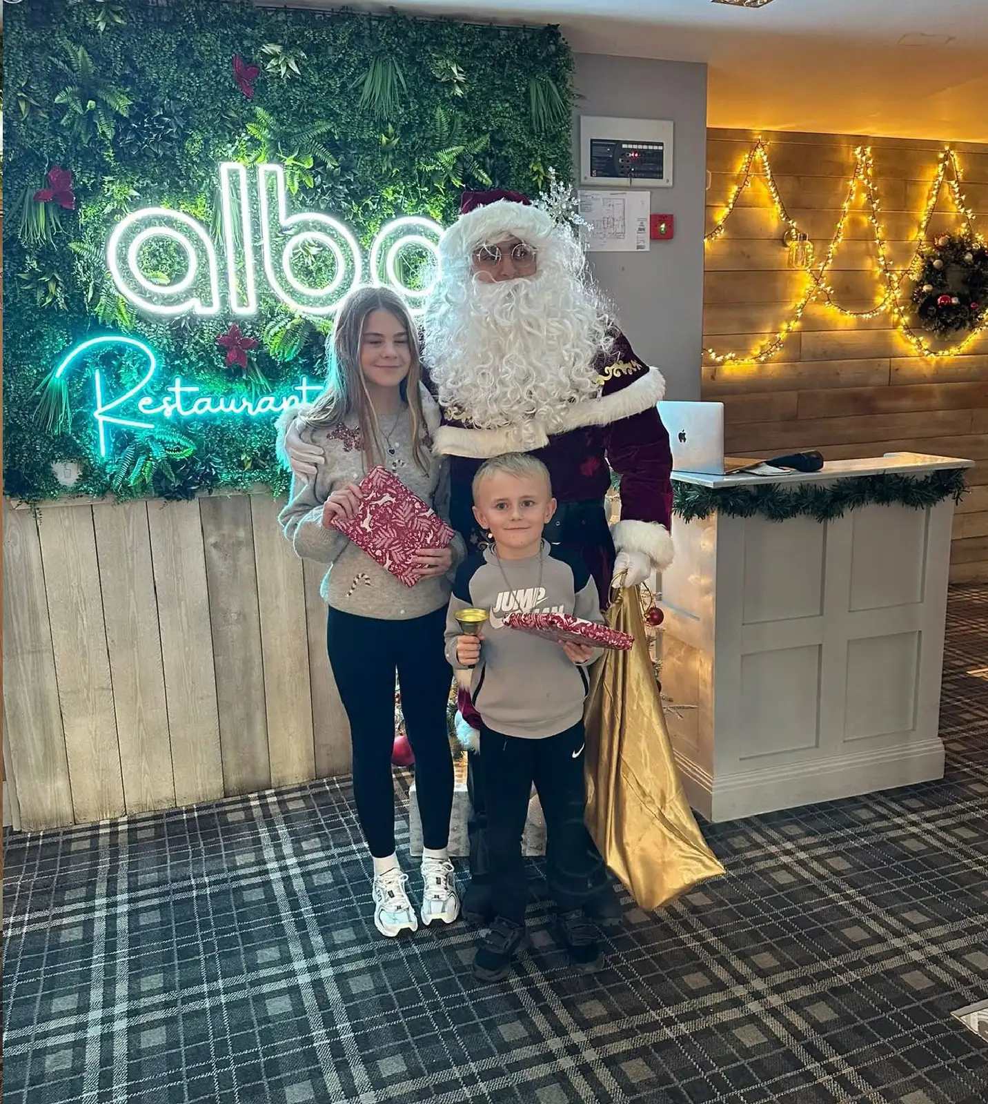 WhatsApp Image 2025-10-07 at 20.40.48 (1)